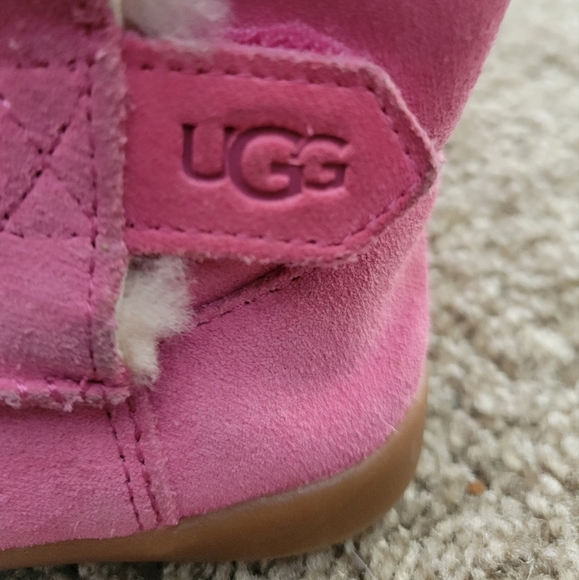 UGG Keelan Suede Boot Kids Size 7 - Picture 3 of 7
